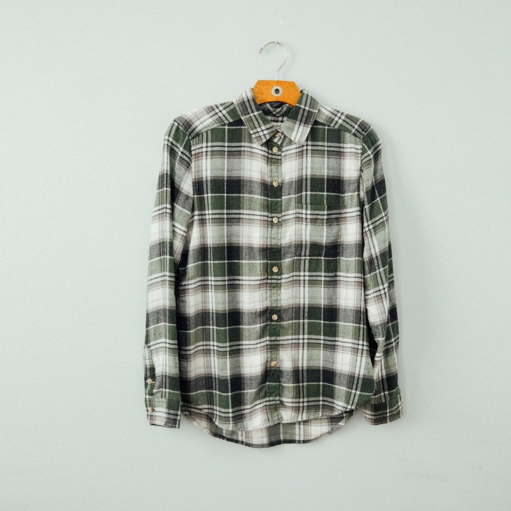 Green American Eagle Plaid Button Down Shirt